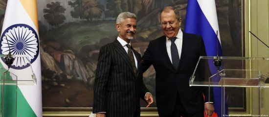 The Russian and Indian foreign ministers meet in Moscow, November 2022: Moscow and Delhi want to settle more of their bilateral trade in rupees (Credit: Pool)