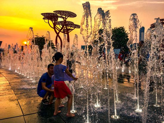 One child in Shenzhen: The Chinese leadership hoped that limiting population size would raise consumption, improve living standards, and contribute to the growth of a young workforce. (Credit: cattan2011)