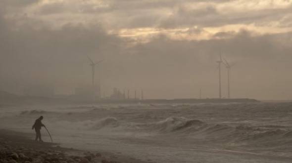 Integrating Science and Social Science in Disaster Management