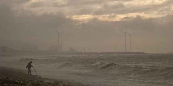 Integrating Science and Social Science in Disaster Management