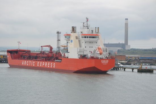 Russian oil products tanker at a refinery maritime terminal in Fawley, Southampton, UK (Credit: David Martin)