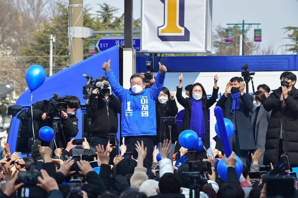 Balancing Interests and Threats: Challenges for Korea’s Next President