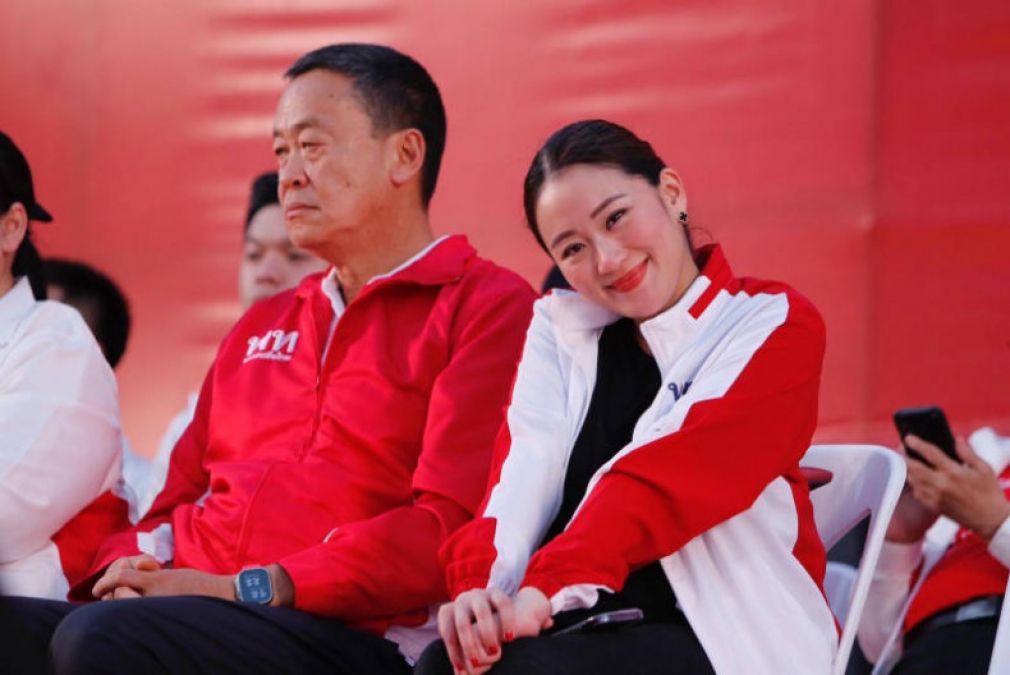 The red shirts' candidate: Srettha Thavisin with Thaksin's daughter Paetongtarn at an election rally in Chon Buri, March 19, 2023 (Credit: Pheu Thai Party)