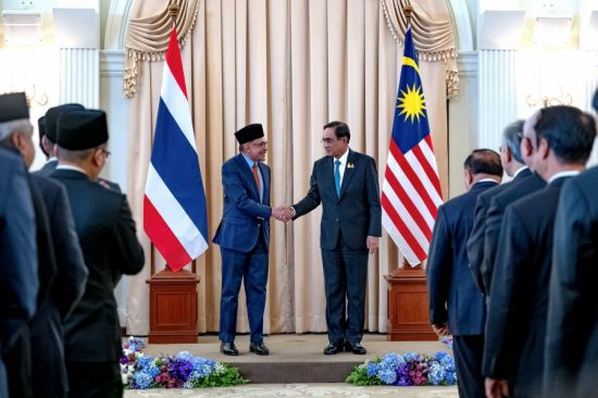 Peace in the offing?: Malaysian Prime Minister Anwar Ibrahim and Thai counterpart Prayuth Chan-o-Cha meet in Bangkok on February 9, 2023 (Credit: Bernama)