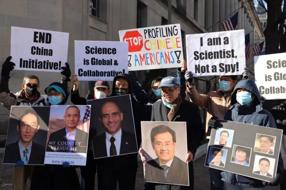 From “Over-Represented” to “Dangerous” Minority: A Comparison Between Chinese Americans and Soviet Jews