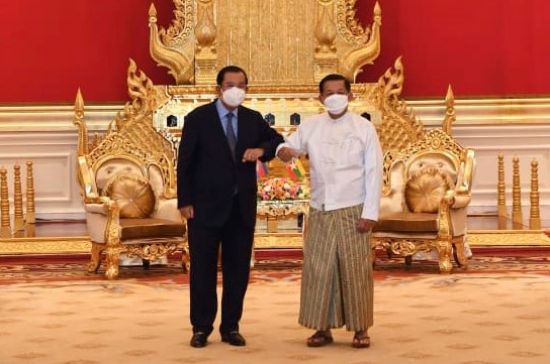 Strongman to strongman, Naypyidaw, January 7, 2022: Hun Sen of Cambodia, the current ASEAN chair, rubs elbows with Myanmar junta leader Min Aung Hlaing (Credit: An Khoun Sam Aun/National Television of Cambodia)